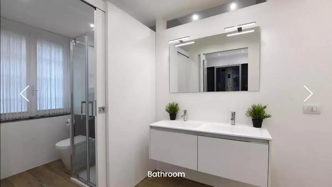 Whole 2 Bedrooms Apartment In Milano 0*, Milan Italie